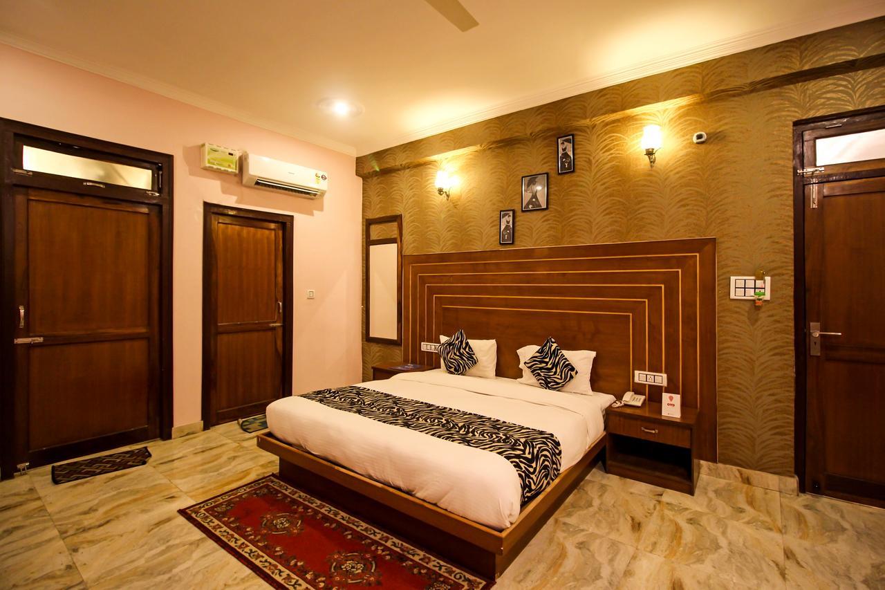V Resorts Dukes Den Resort Рамнагар Экстерьер фото