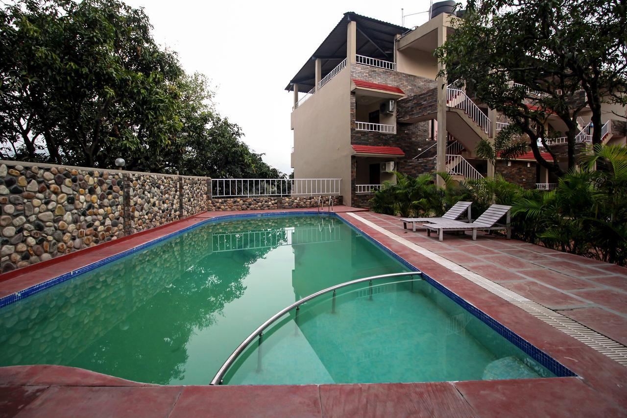 V Resorts Dukes Den Resort Рамнагар Экстерьер фото